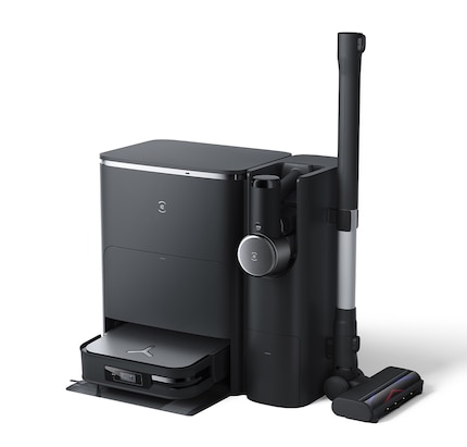 Bei der Ecovacs Deebot X2 Combo teilen sich Roboter und Sauger die Absaugstation.