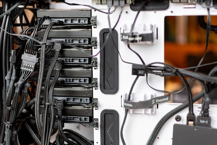 Das Fractal Gehäuse verfügt über grosszügige Platzverhältnisse.